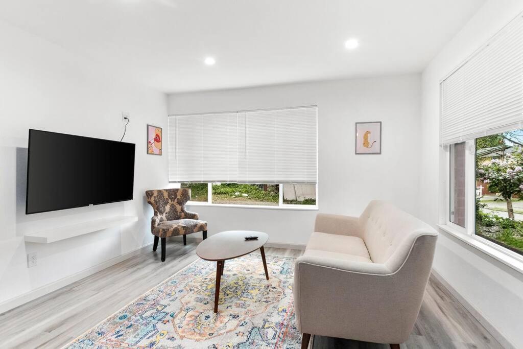 Hillside In Seattle - Updated And Well Appointed. Bagian luar foto